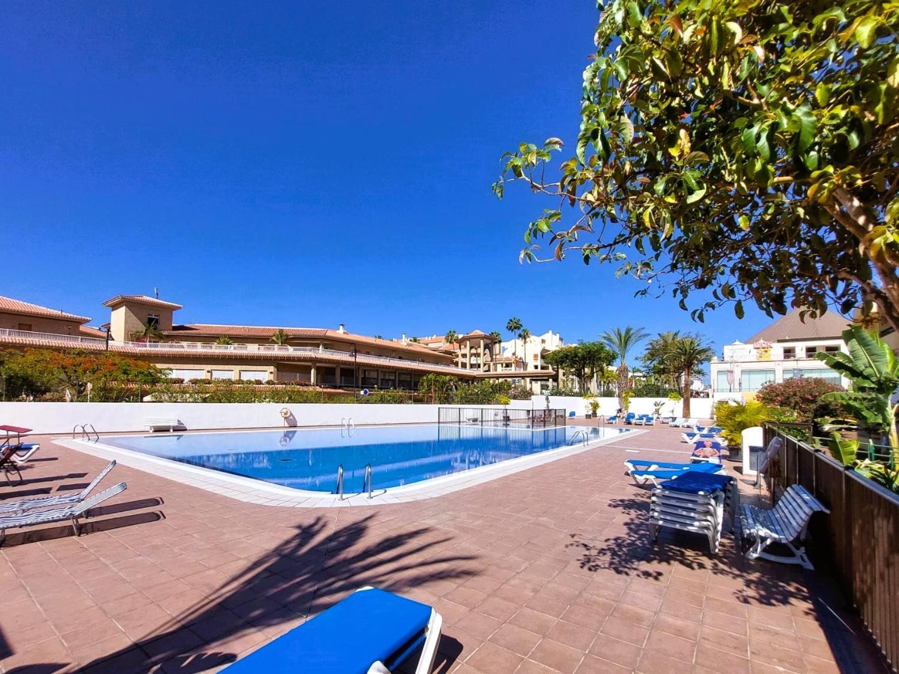 Frontal Ocean View Torres Del Sol Daire Los Cristianos  Dış mekan fotoğraf